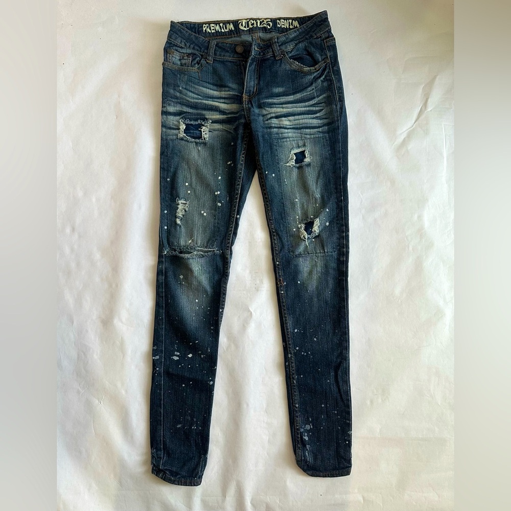 Ten25 Women’s Distressed Blue Jeans
